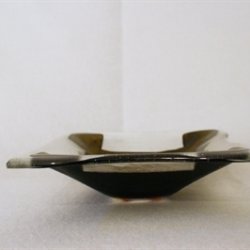 Unik glasfad med mnster i guld-look